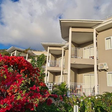 Harmony Self-Catering Apartments Beau Vallon  Kültér fotó