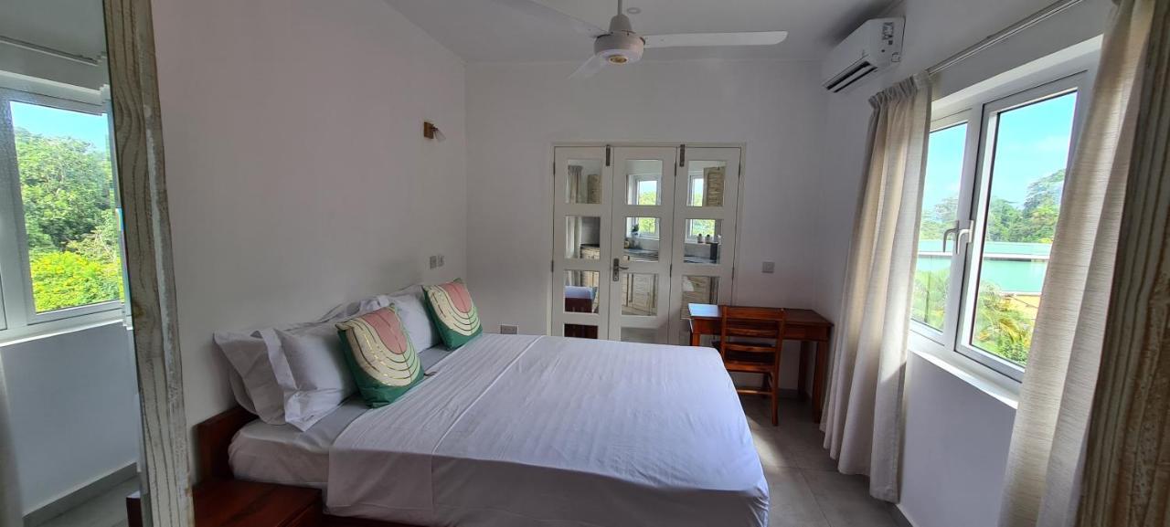 Harmony Self-Catering Apartments Beau Vallon  Kültér fotó